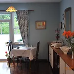Bed & Breakfast Seapoint House Westport