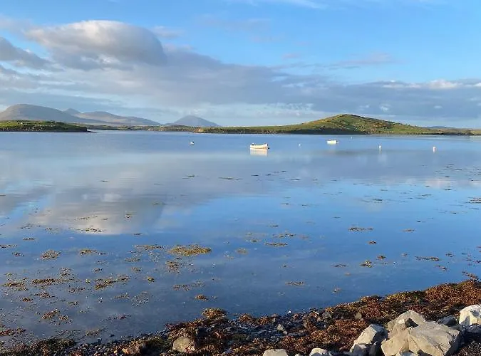 Bed & Breakfast Seapoint House Westport