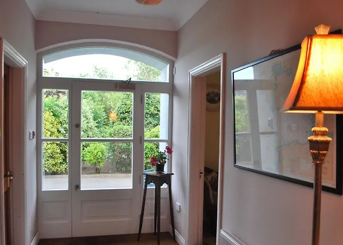 Bed & Breakfast Seapoint House 4*