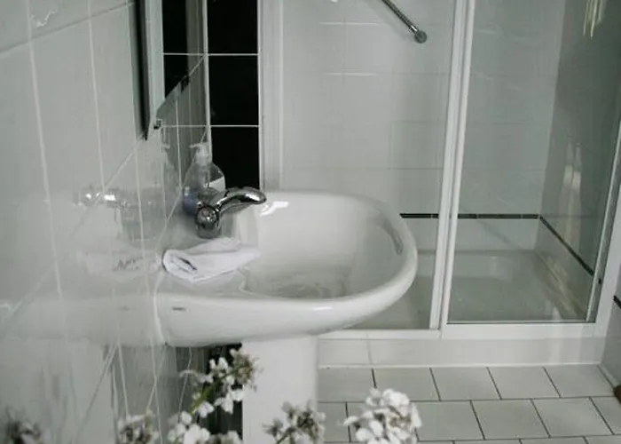 Seapoint House Bed & Breakfast 4*