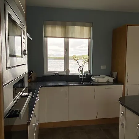 Seapoint House Bed and Breakfast 4*