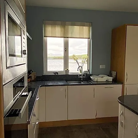 Seapoint House Bed & Breakfast 4*