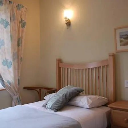 Bed & Breakfast Seapoint House 4*