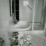 Bed & Breakfast Seapoint House 4*